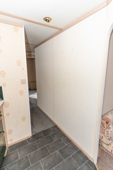 042759-1557.jpg
