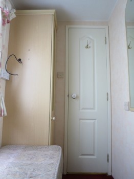 007978-307.jpg