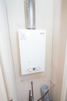 022567-681.jpg